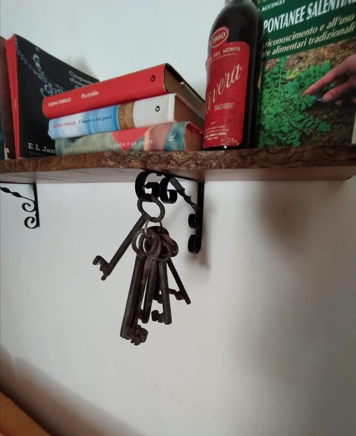 Casa Corte Della Liberta Uggiano La Chiesa Luaran gambar